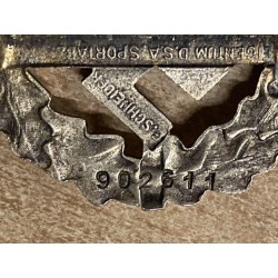 Distintivo SA Sportabzeichen grado oro , numerato , produttore E.Schneider Ludenscheid