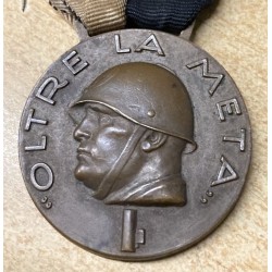 Rara medaglia in bronzo Legione di Formazione CCNN "Lucchini"  Oltre la Meta