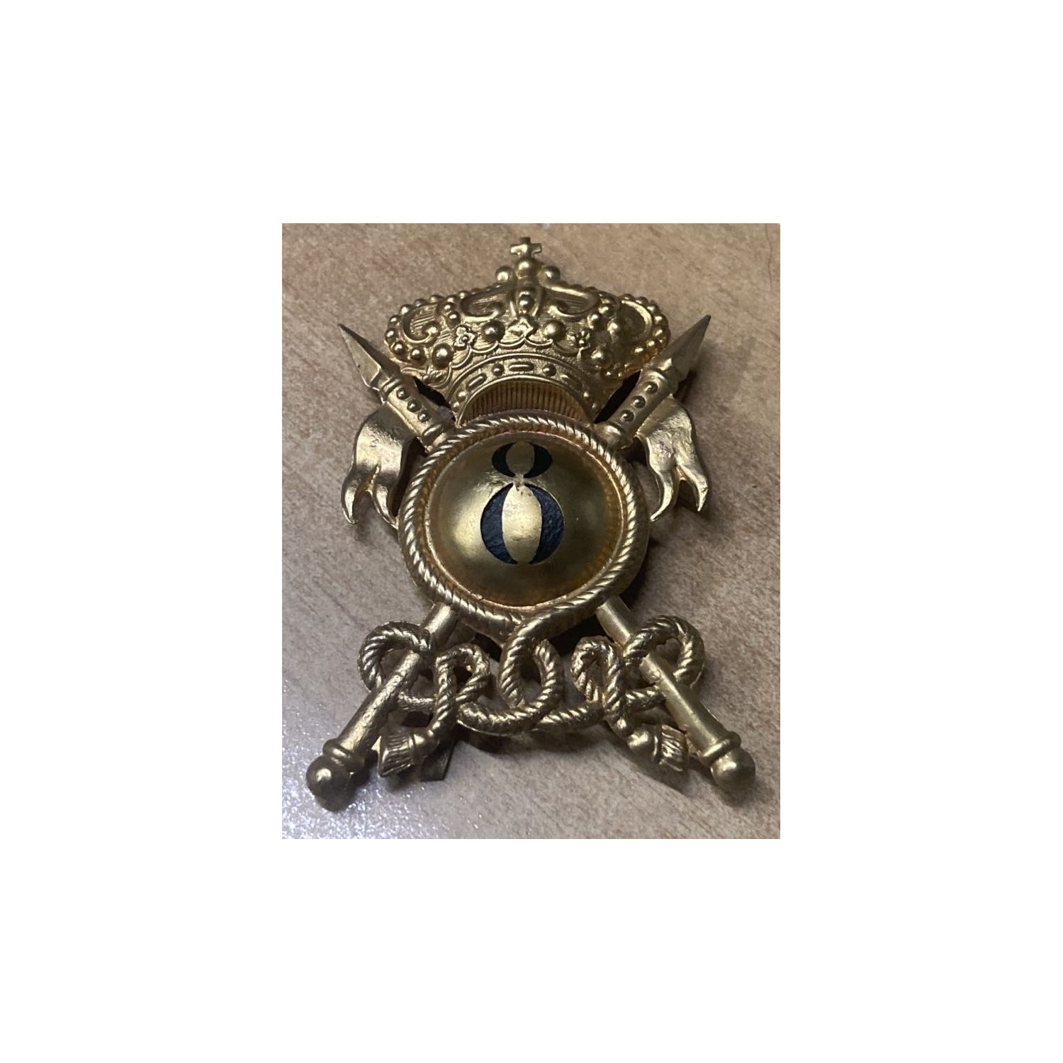 Stupendo fregio da colbacco 8° Rgt Lancieri MONTEBELLO  post 34