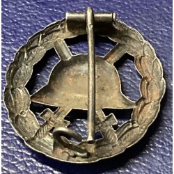 German wounded badge WWI , traforated model, black grade