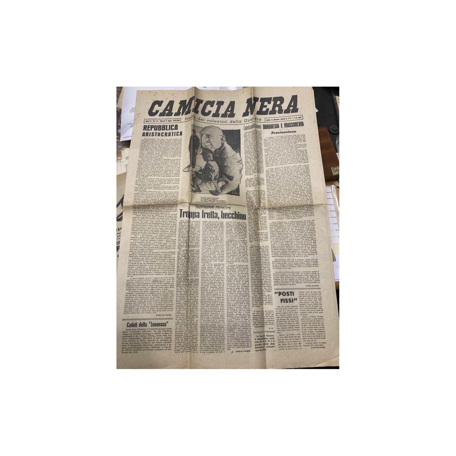 Rivista CAMICIA NERA giornale per la GNR Guardia Nazionale Repubblicana