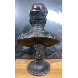 Büste des Duce Benito Mussolini, aus Eisen gegossen, mit Patina der Zeit