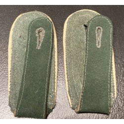 WH Infantry rgt Oberfeldwebel  schoulder boards 1943