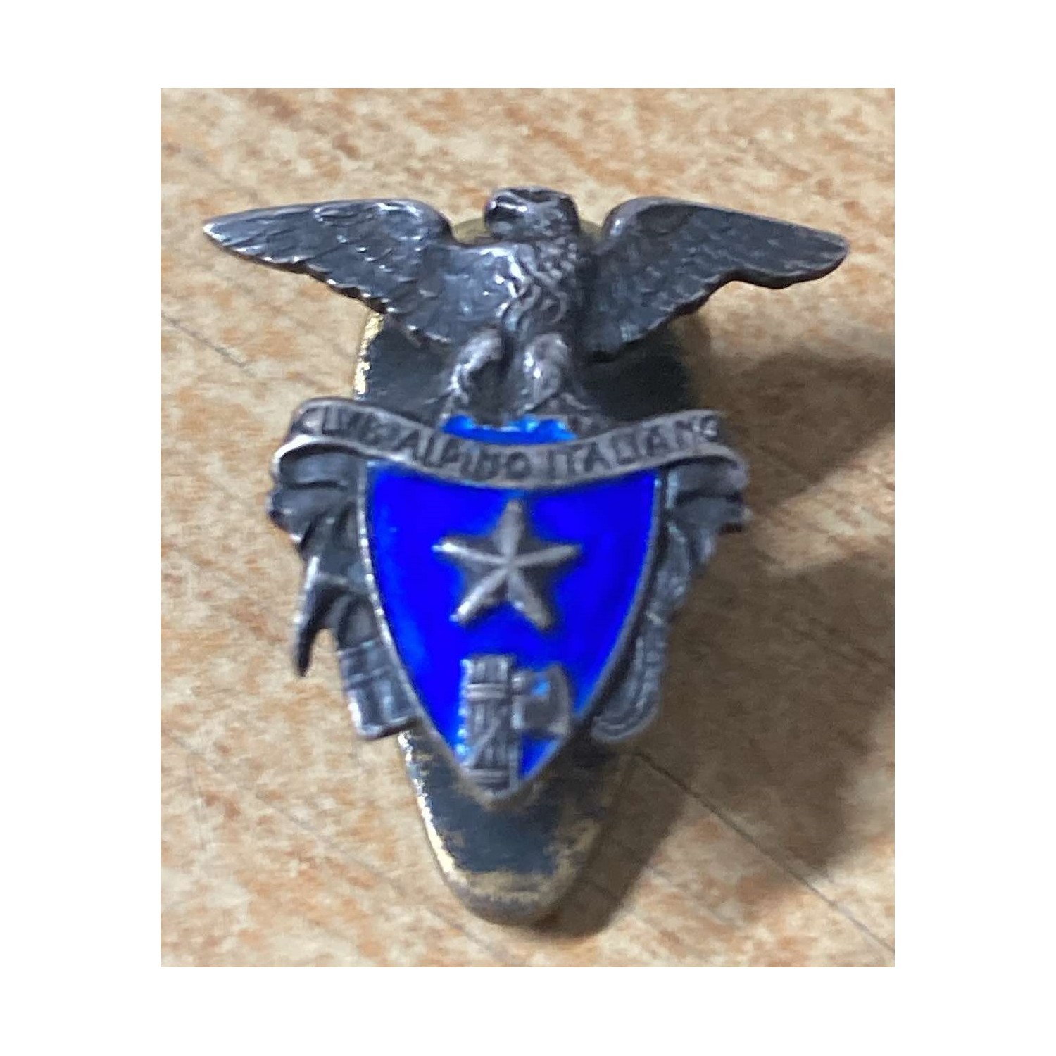 Distintivo Club Alpino Italiano anni 30