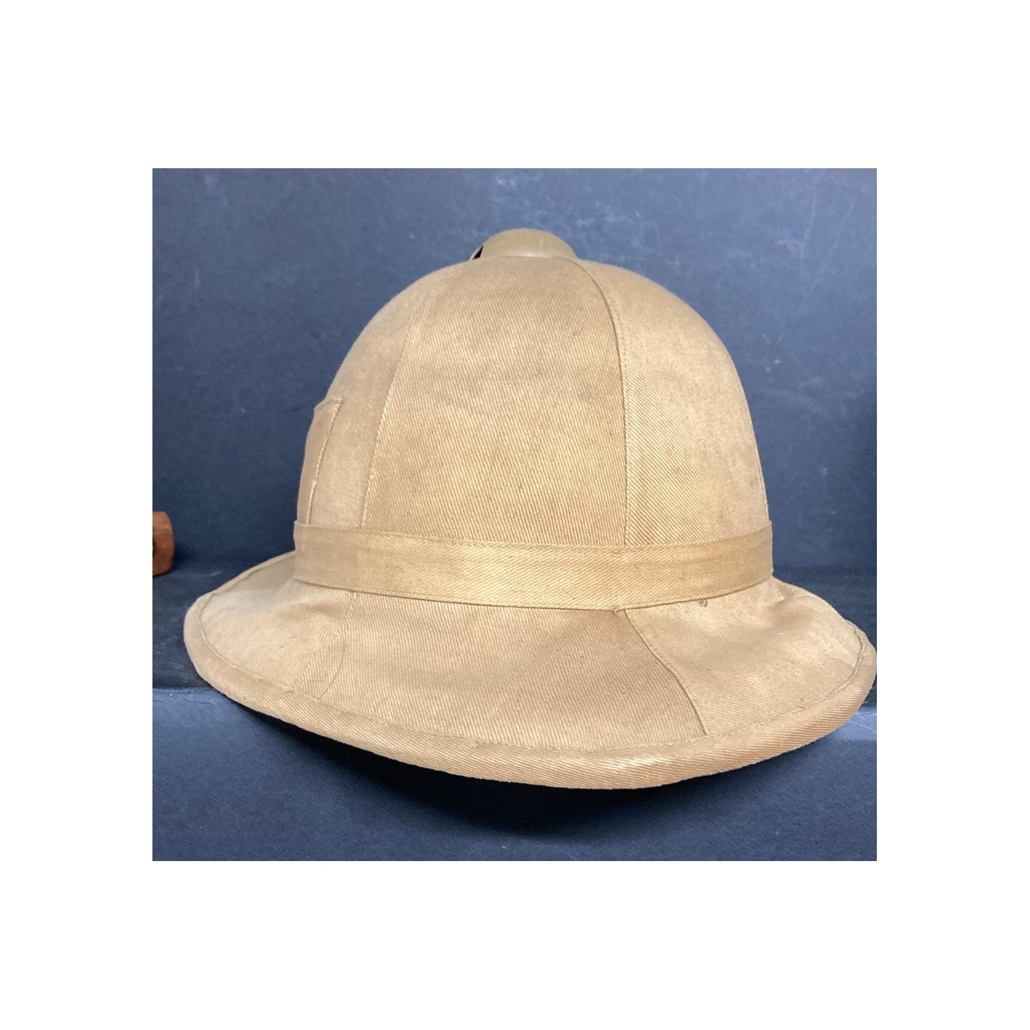 Italian tropical helmet African Campaign 1935/1936, missing chin strap