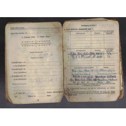 Interessante soldbuch appartenuto ad un Obergefreiter Inf. Pz.Jager Komp 32 , Raddatz Paul