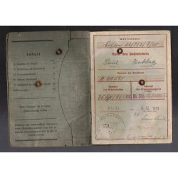 Interessante soldbuch appartenuto ad un Obergefreiter Inf. Pz.Jager Komp 32 , Raddatz Paul