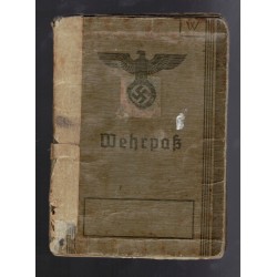 Wehrpass di un soldato della LW meccanico di Caccia Notturni  , Hermann Wirtz