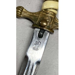 German Navy Officer's dagger , German Kriegsmarine dolch