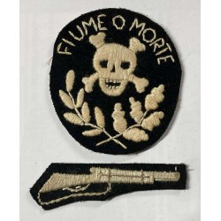 Set of Fiumano Volunteer sleeve shield and 1919 Sharpshooter badge
