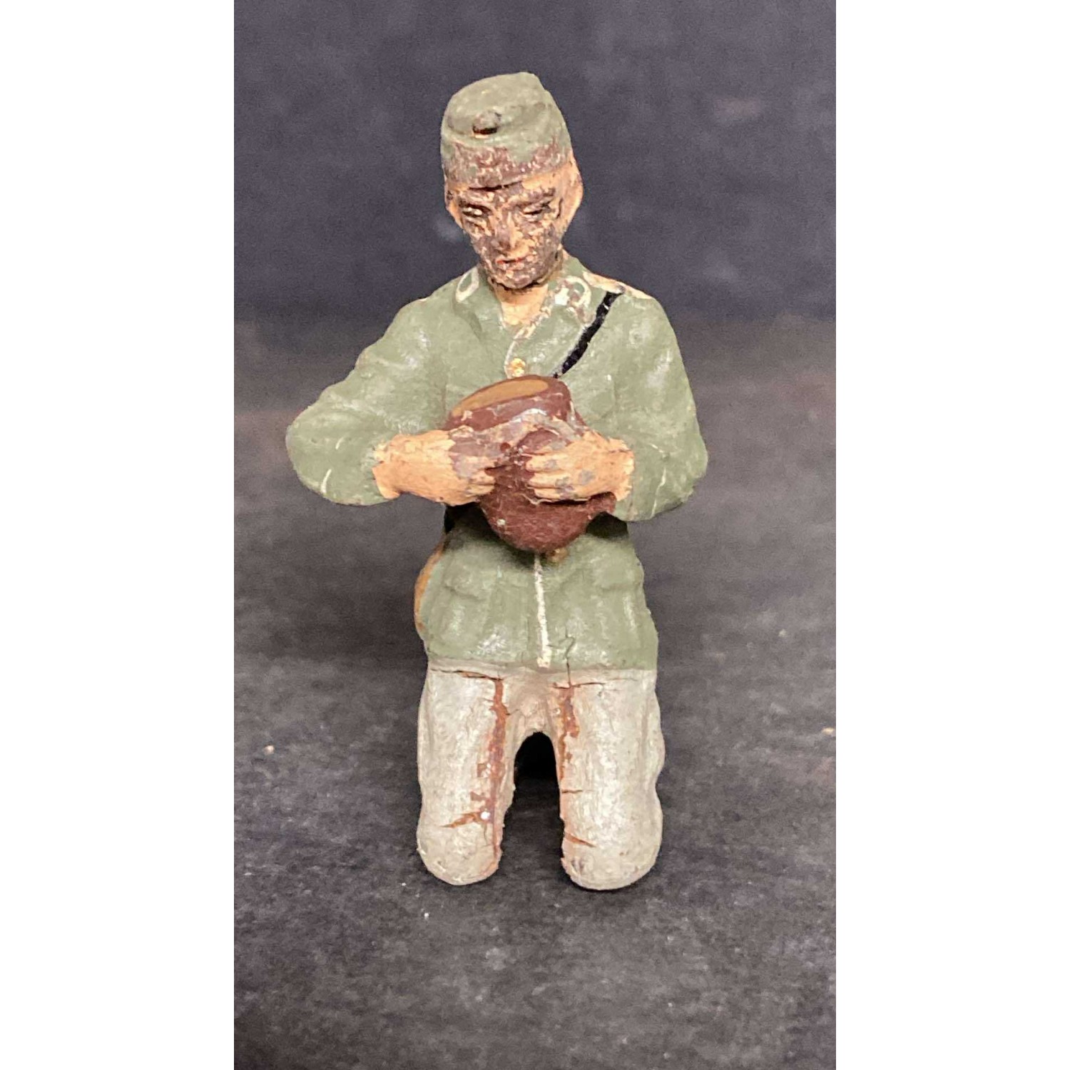 Elastolin/Lineol clay soldier field character