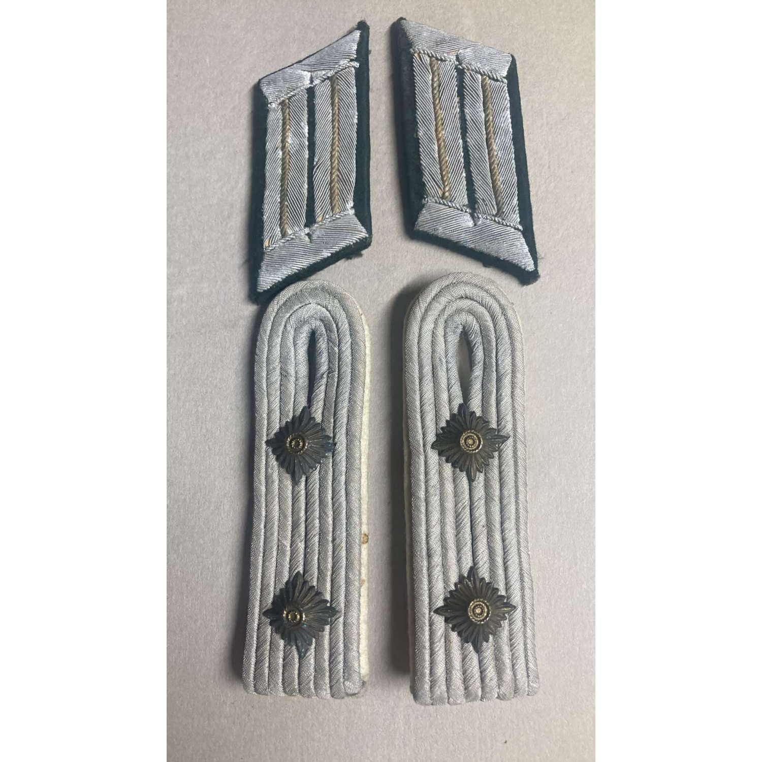 Set of ranks for M36 Wehrmacht WH Captain jacket