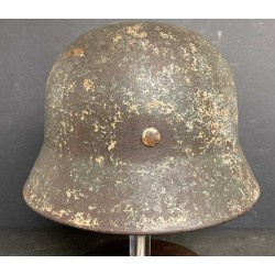 Stunning German Army helmet, WH, model 40 camouflage