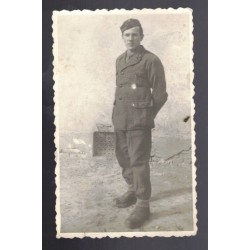 Portrait photo of a soldier of the ENR National Republican Army 1944/45