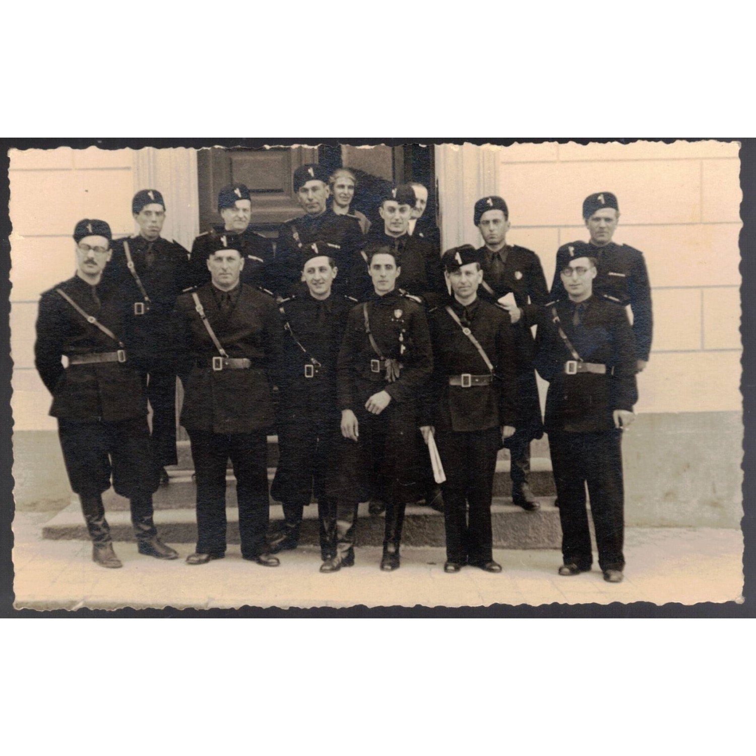 Group photo at the San Remo Graduates' Party in 1935