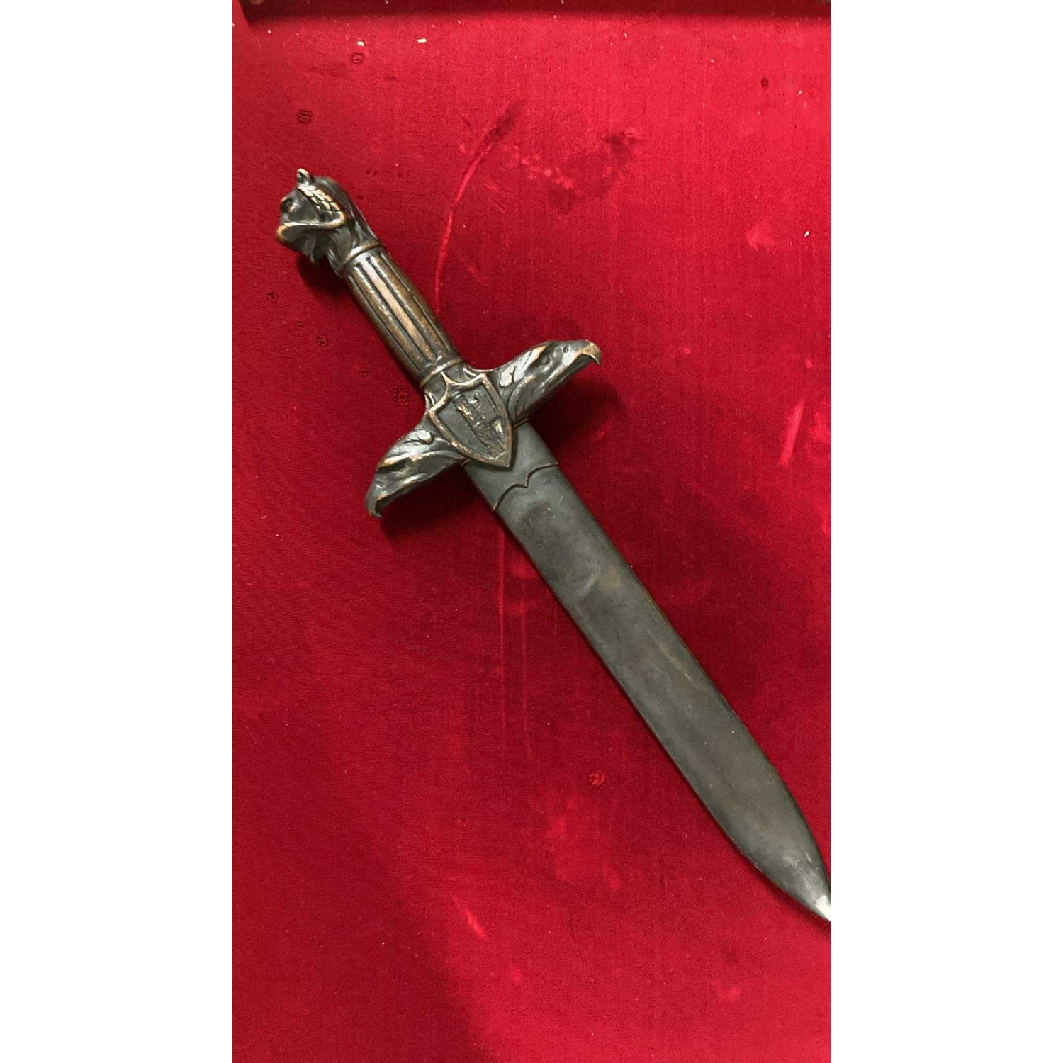 Extremely rare dagger for a soldier of the Roman Legion of War Disabled and Invalids, in the "bronzed" and numbered version