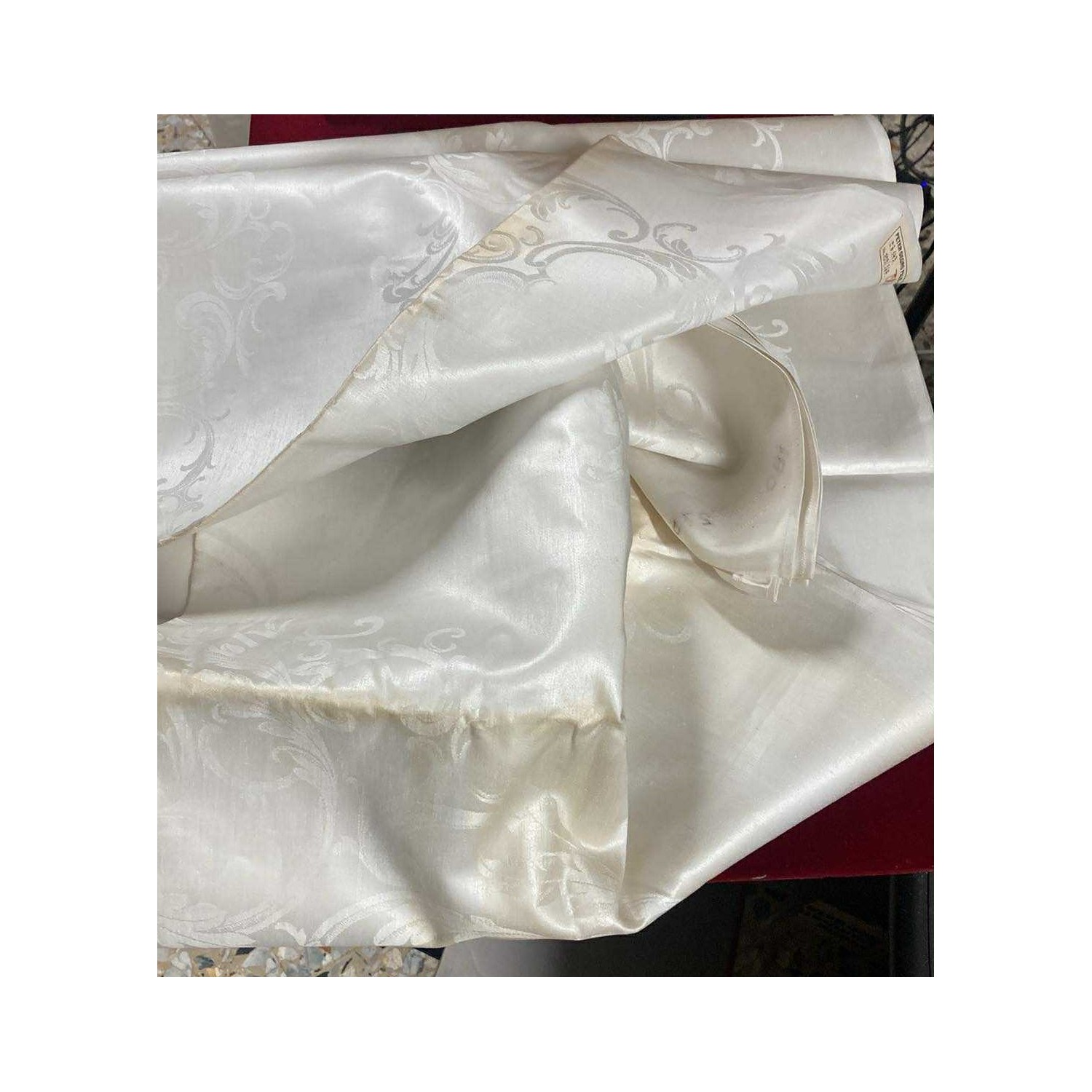 White damask tablecloth with floral motifs  from Schloss Klessheim and Gastenhaus der Führer.