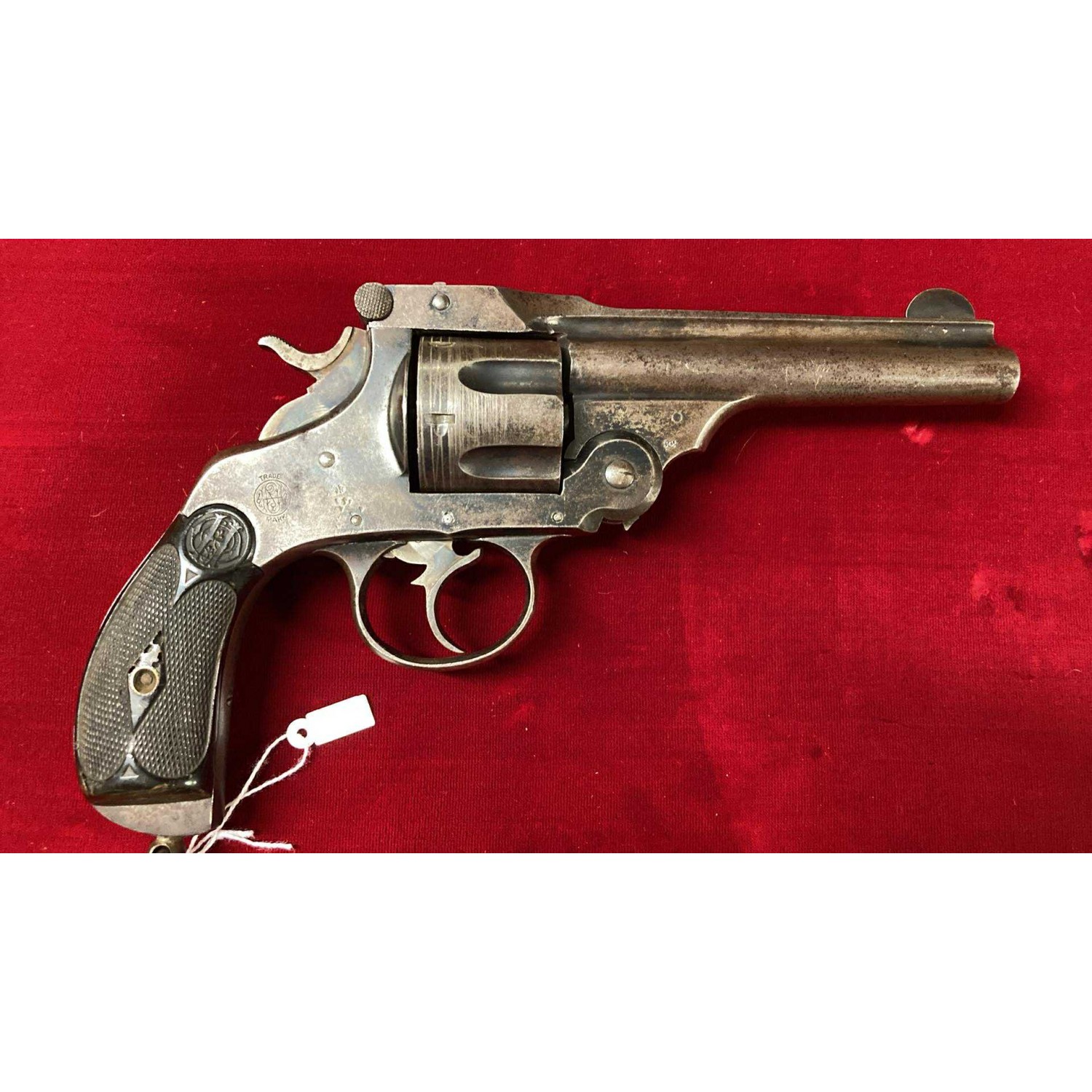 TETTONI 1916 revolver pistol, caliber 10.40 mm, the pistol has a "patina", but is in good general condition.