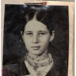 Rare personal identification document Personal Ausweis Ostfrau