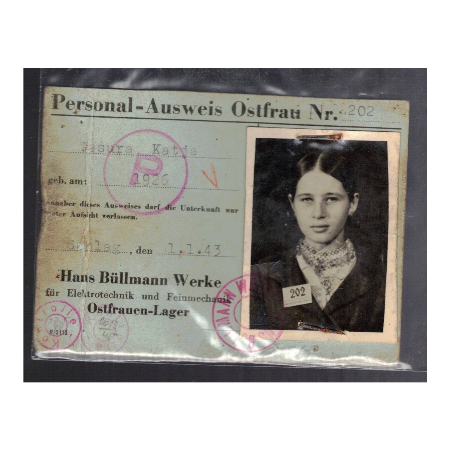 Rare personal identification document Personal Ausweis Ostfrau