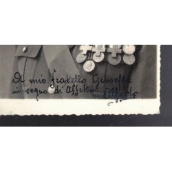 Foto ritratto in posa con dedica di un Capitano di Fanteria anni 50