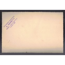 Foto di grande formato con Ufficiale MVSN e civili