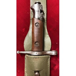 Carcano 91 TS Special Troops bayonet with metal sheath