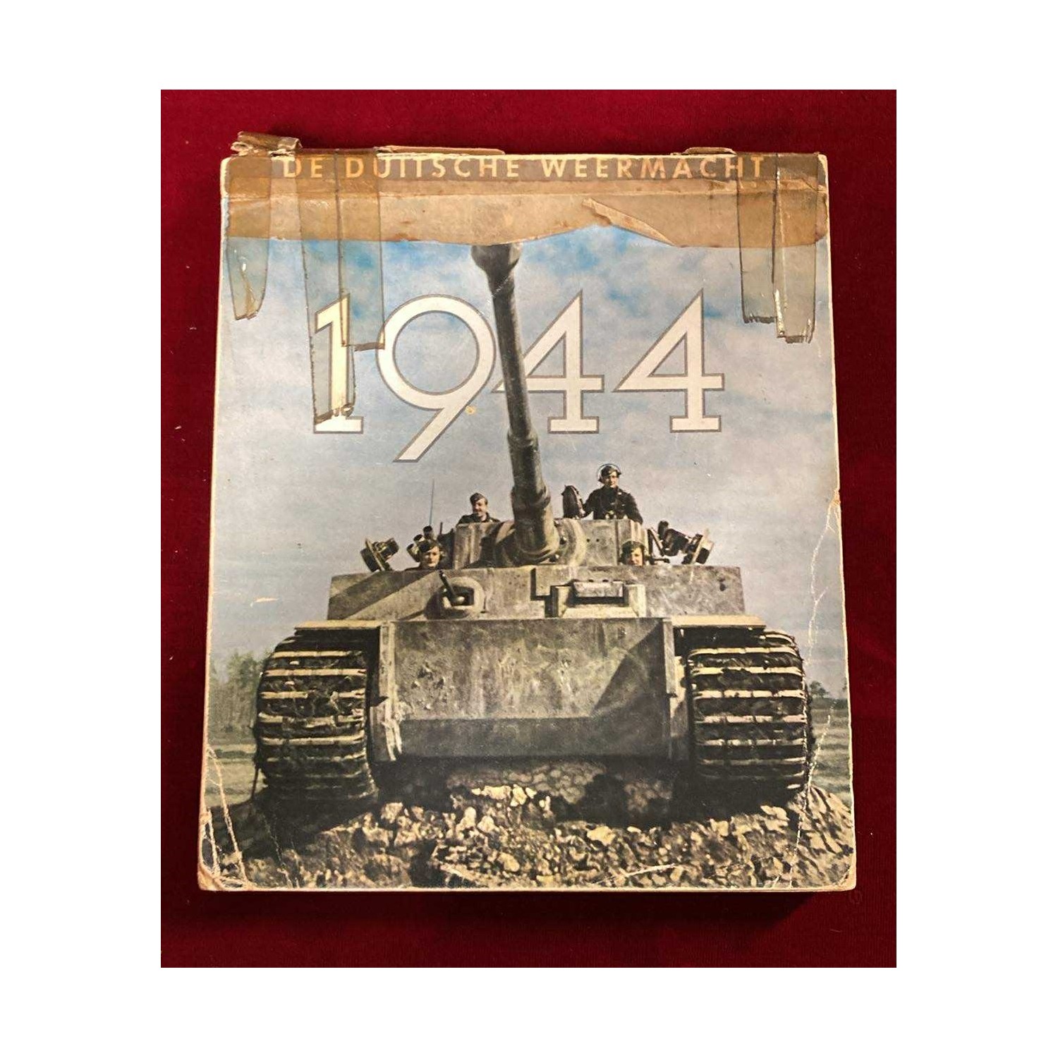 A true rarity! 1944 German Army Calendar in Danish