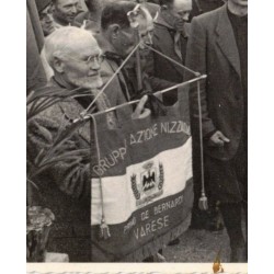 Lotto foto Gruppi Azione Nizzarda visita ad un monumento ai caduti