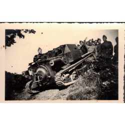 Lot of 12 photos of the CV 35 - L35 Royal Army tank on maneuvers