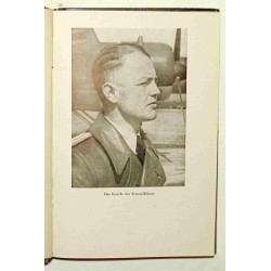 DAS AUGE DER ARMEE in original language "Combat and victory of a long-range reconnaissance aircraft"