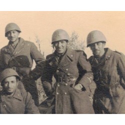 Foto di un gruppo di soldati REI sul Fronte Greco Albanese