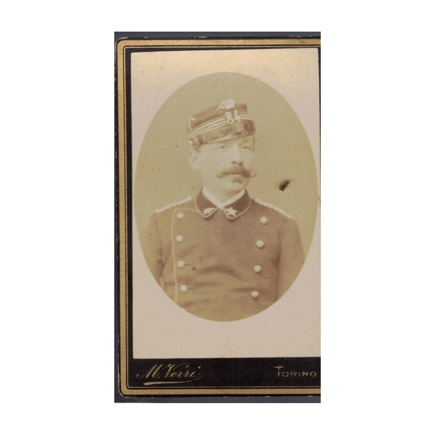 Foto formato carte de visit Ufficiale del 84° Rgt Fanteria  1878