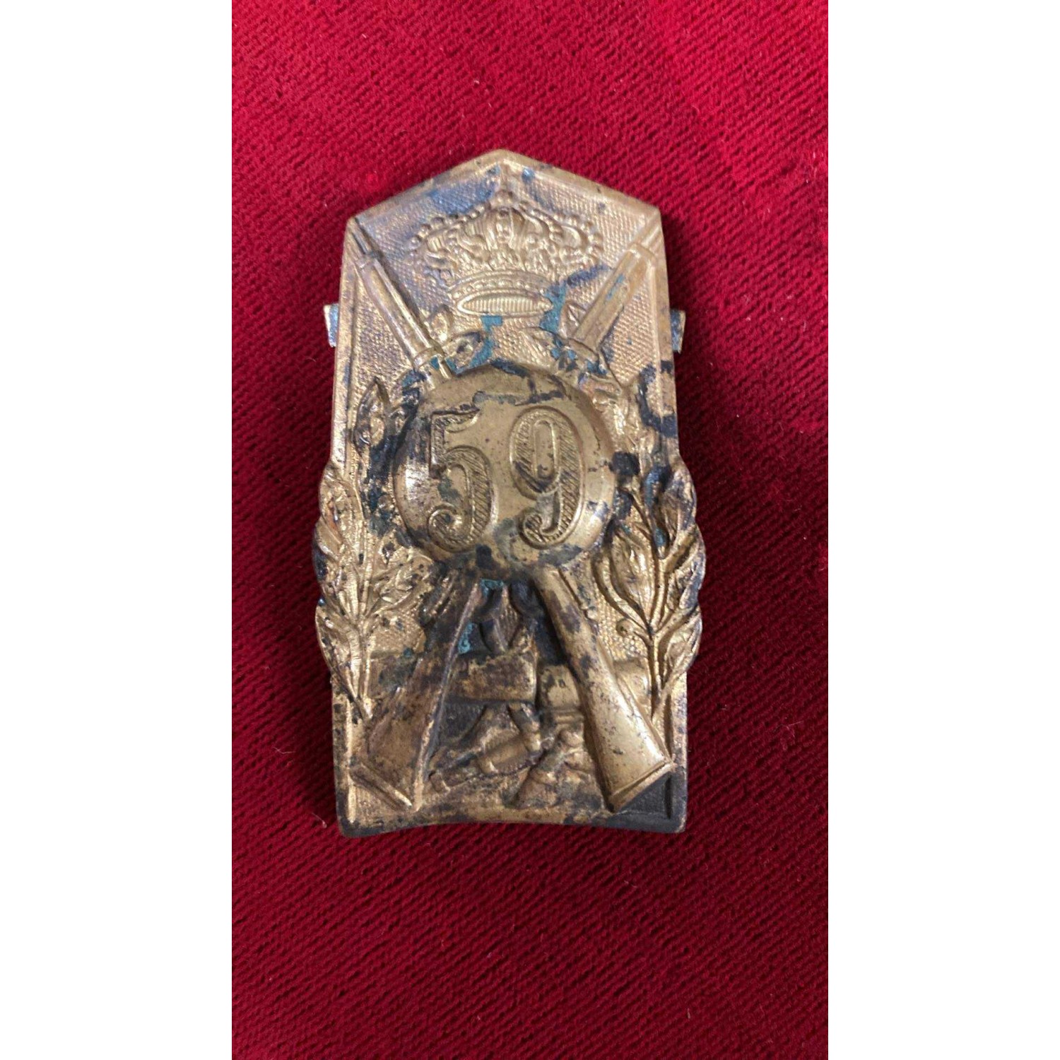 Metal plaque insignia for Adrian helmet, 1920s,  59th Infantry Regiment "CALABRIA"