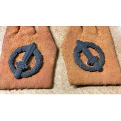 Pair of Italian Social Republic shoulder straps, Artillery troop model