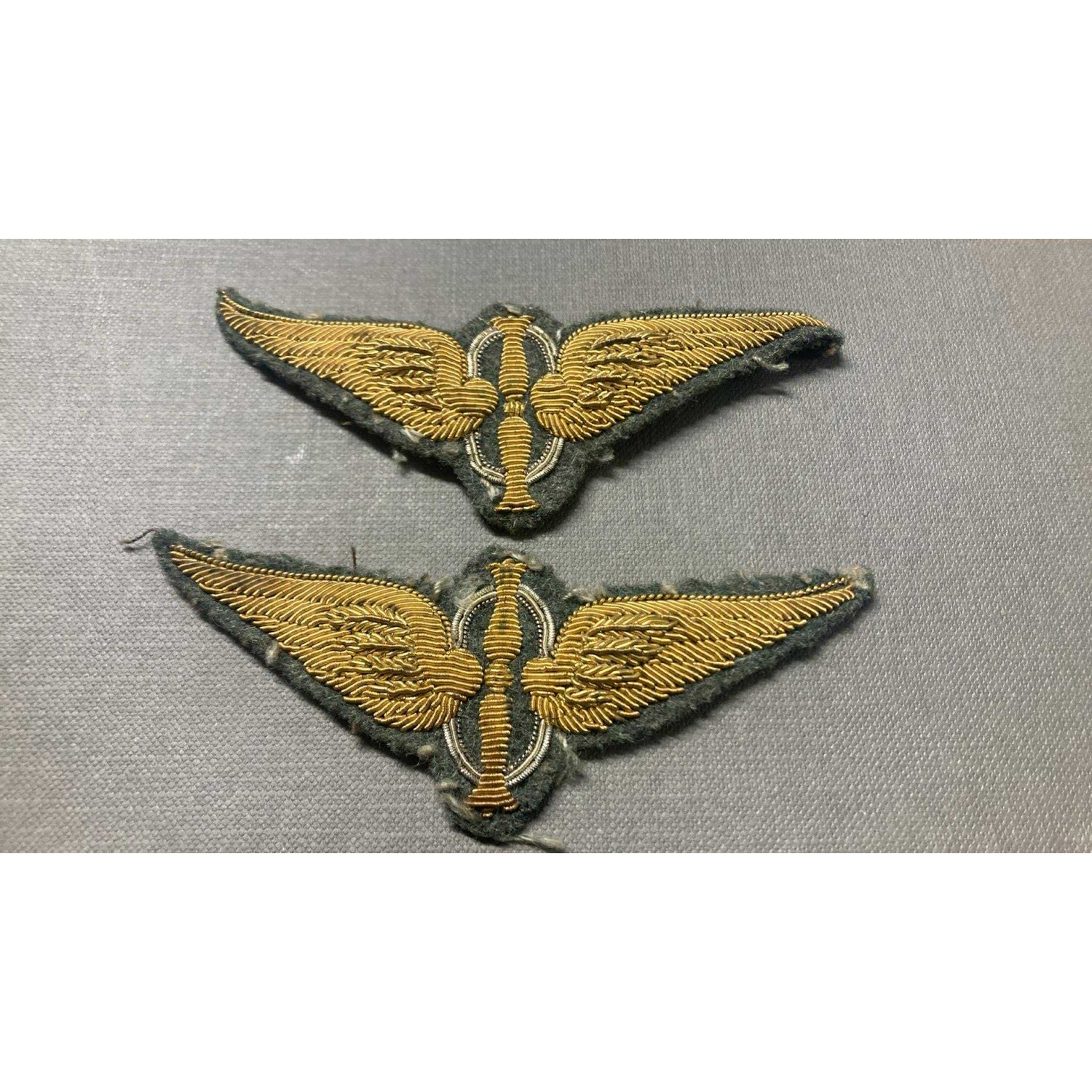 Coppia Dadi Peluche Ricamati A Cuore Per Auto - 7,6 Cm - Vintage Per Specchietto Retrovisore - Bianco E Nero Con Ventosa