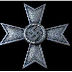 KvK Kreigsverdienstkreuz 1a Classe con spade