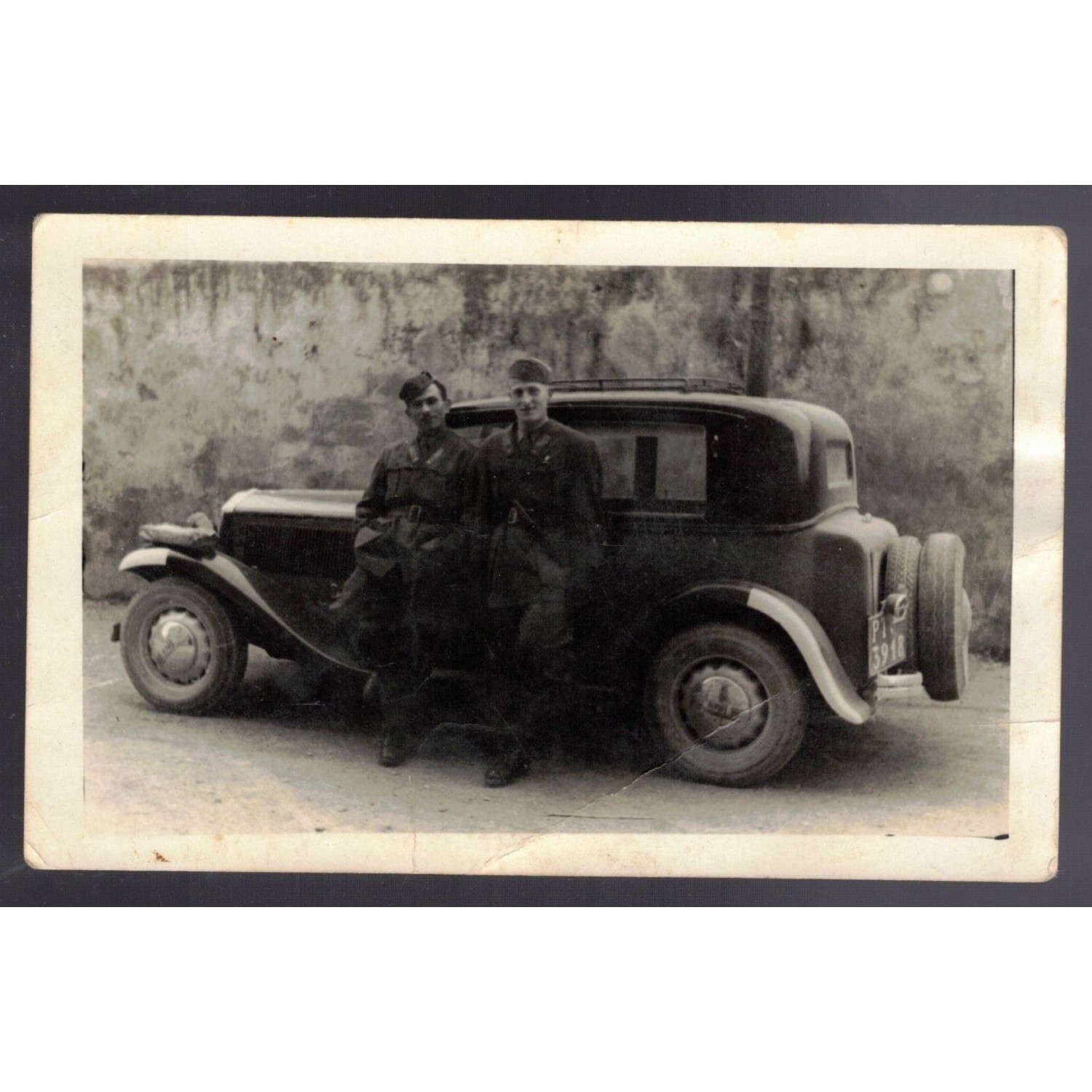Wunderschönes Foto im Postkartenformat: Zwei italienische Fallschirmjäger, Tarquinia, 1941
