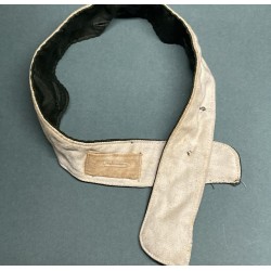 Kragenschutz für Uniformen der deutschen Wehrmacht des Dritten Reiches