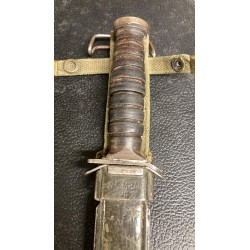 US Army M3 Camillus Kampfdolch mit Hartscheide, 2. Modell