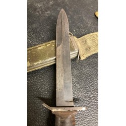 US Army M3 Camillus Kampfdolch mit Hartscheide, 2. Modell