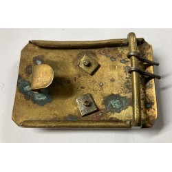 Schnalle Königreich Sardinien 1848 kleines Modell, die Messingschnalle mit Weißmetallkreuz misst 6x4 cm.