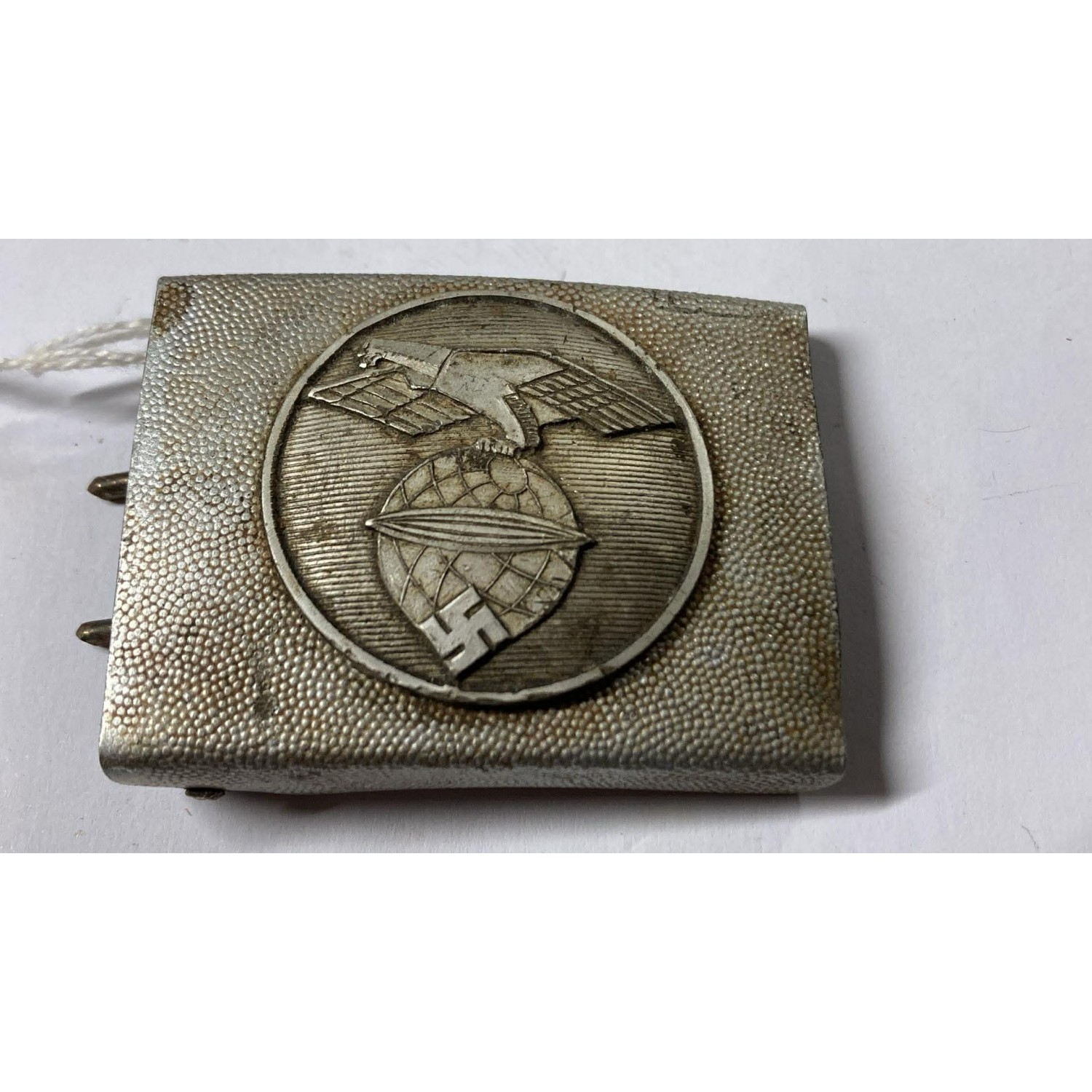 Fantasie-Gürtelschnalle, gemeinhin als „Nazi-Fantasie“ bezeichnet. Zeppelin-Besatzung