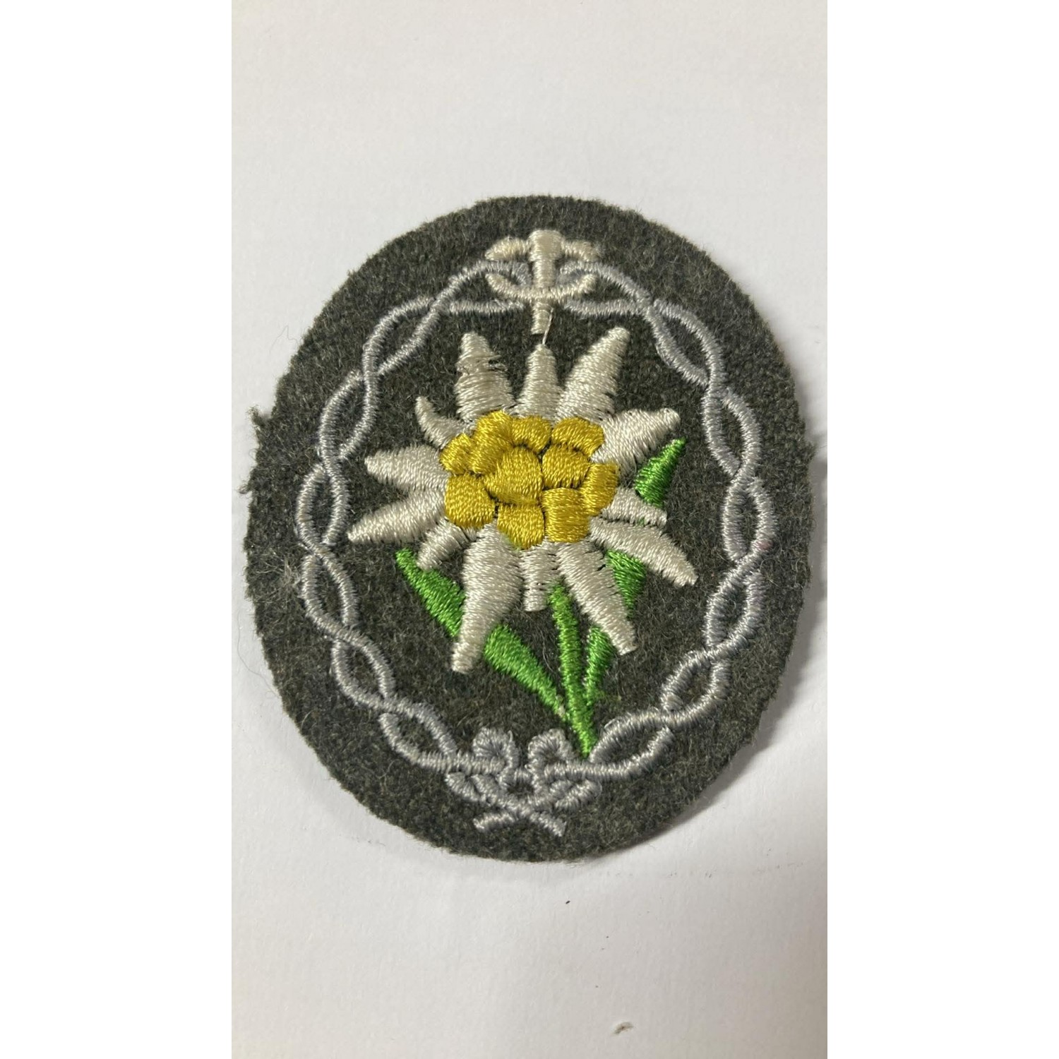 Sleeve badge of the German Alpine troops, World War II