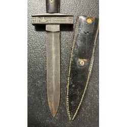 Dagger from the National Federation of Italian Arditi.