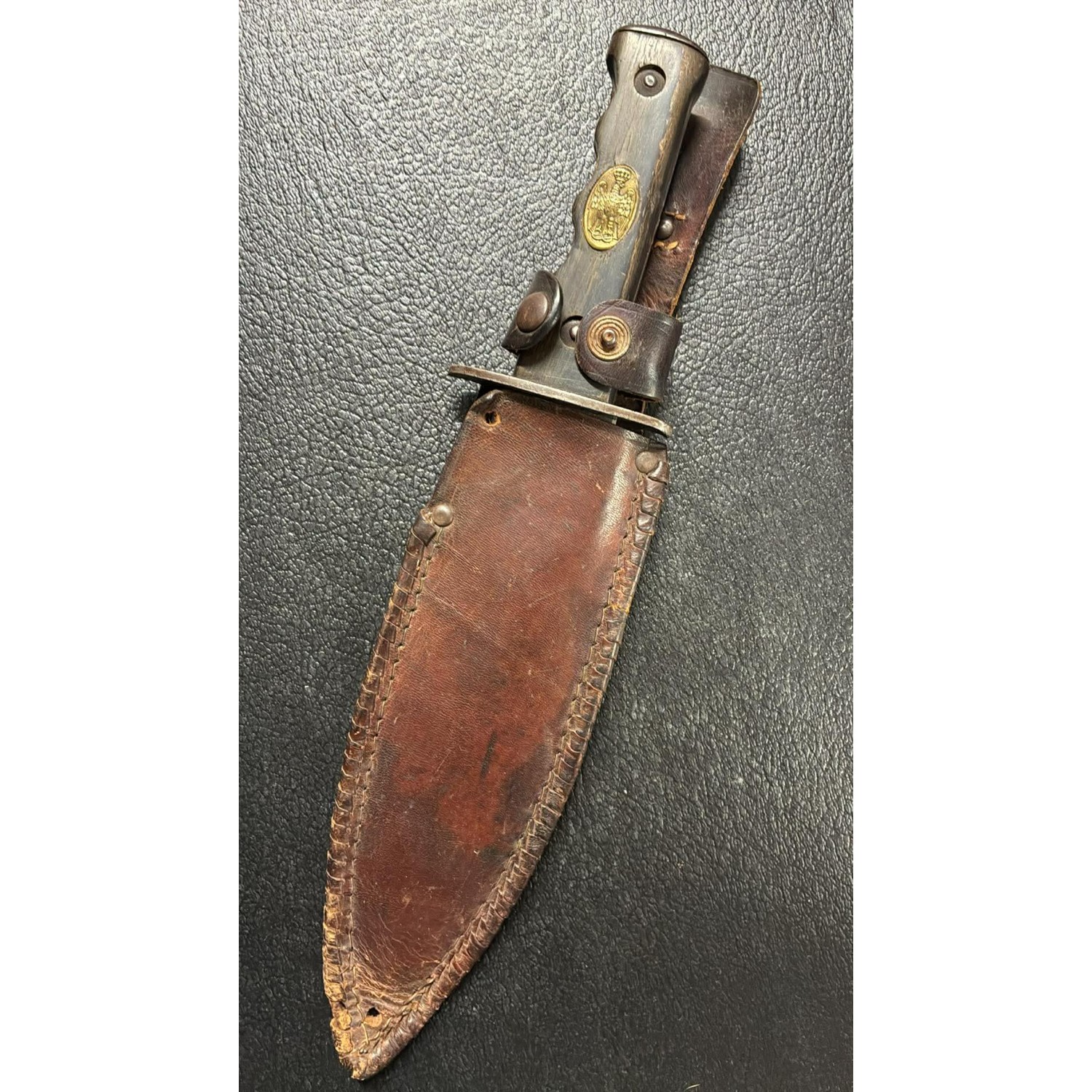 Dolch der PC Colonial Police für einheimische Truppen mit einem Adler ohne Savoyer Kreuz auf der Brust