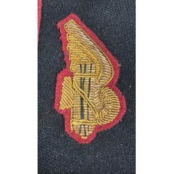 Ein Paar Schulterstücke aus der Kolonialzeit für einen Offizier der Eisenbahnmili