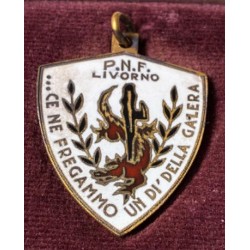 Extremely rare badge of the XXIII Marzo Fascist District Group of Livorno, with dedicated box, in silver and enamel