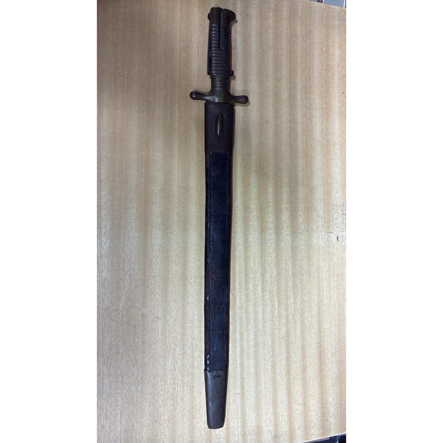 Rare Italian bayonet for an 1843 model artillery rifle with scabbard