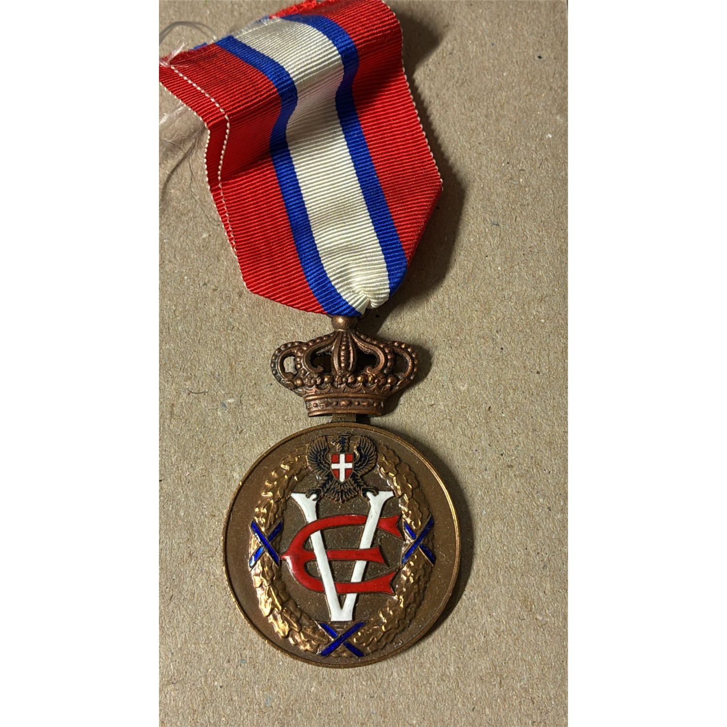 Savoy-Adler-Verdienstmedaille der italienischen Monarchistenbewegung - Johnson